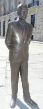 estatua bronce