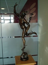Dios Mercurio en bronce