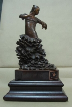 bailaora flamenca en bronce
